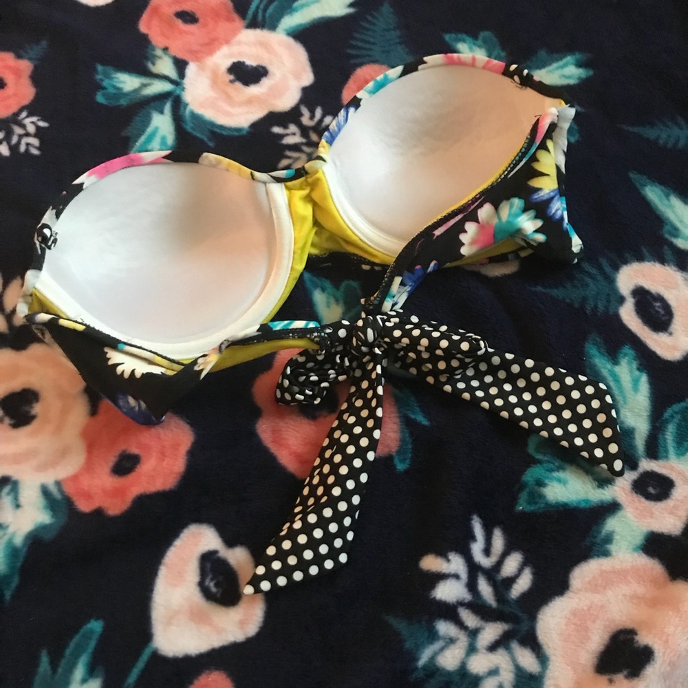 Bikini Set - Picture 5 of 5